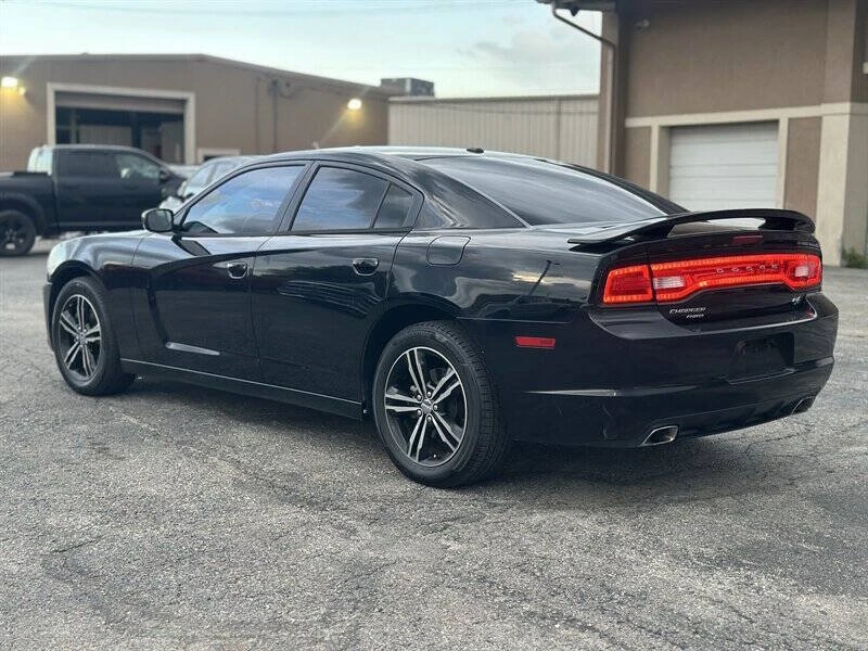 2013 Dodge Charger 7th Gen - Image 4 of 20