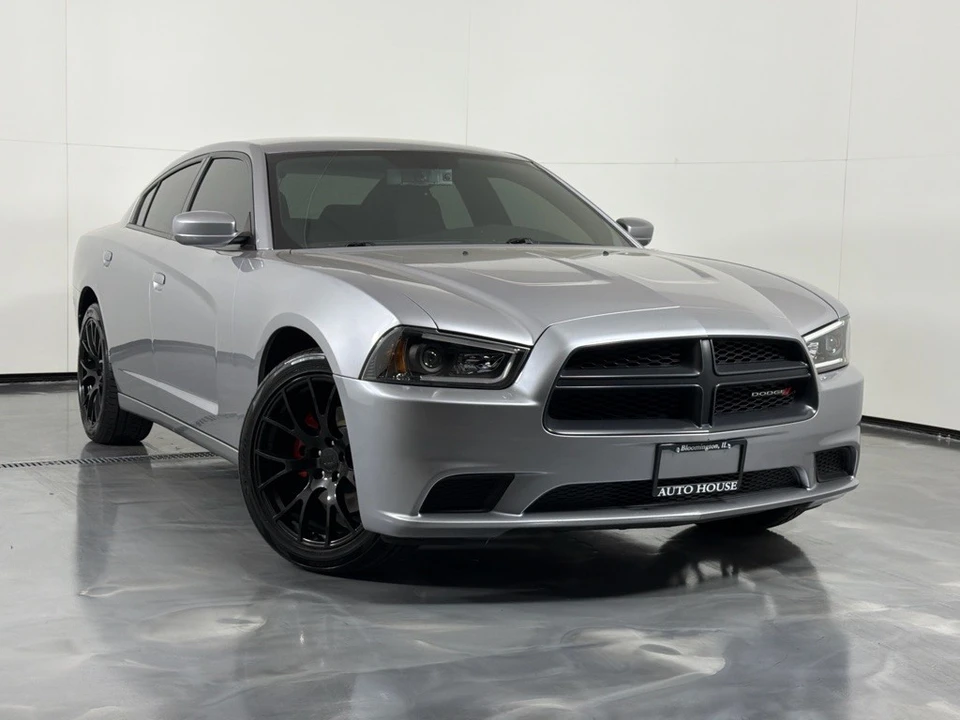 2013 Dodge Charger 7th Gen - Image 2 of 22