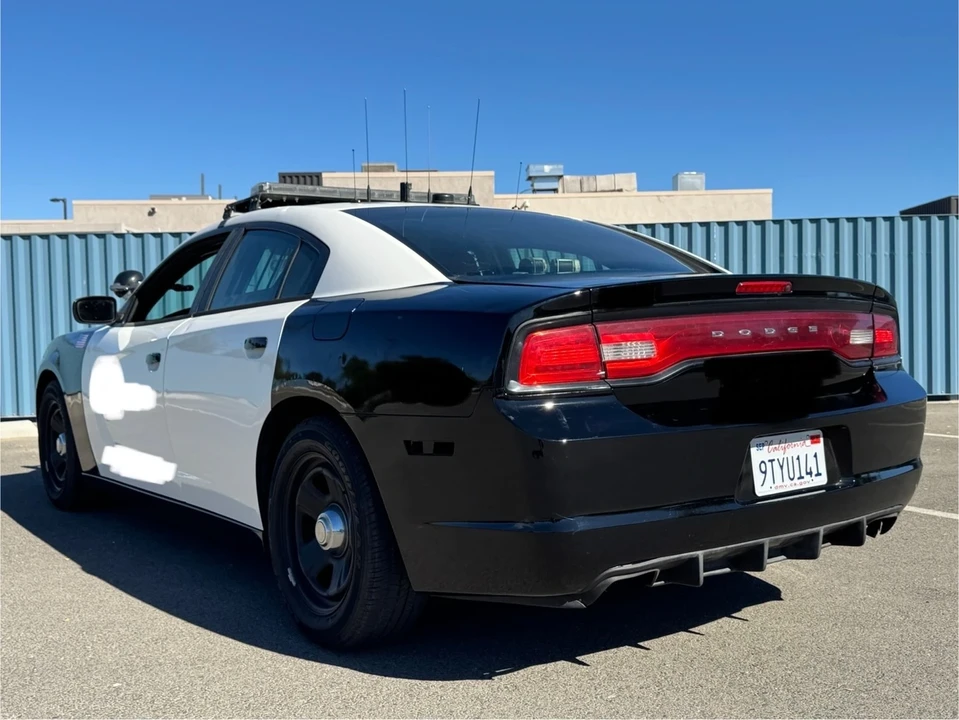 2013 Dodge Charger 7th Gen - Image 3 of 12