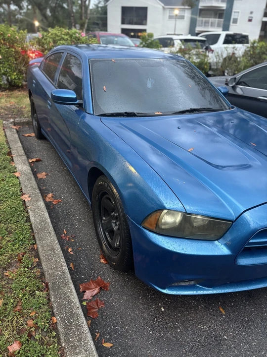 2013 Dodge Charger 7th Gen - Image 2 of 10