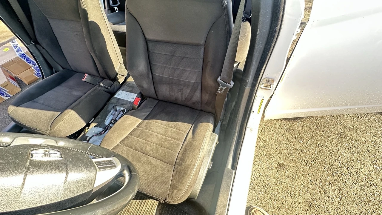 2013 Dodge Charger 7th Gen - Image 17 of 27