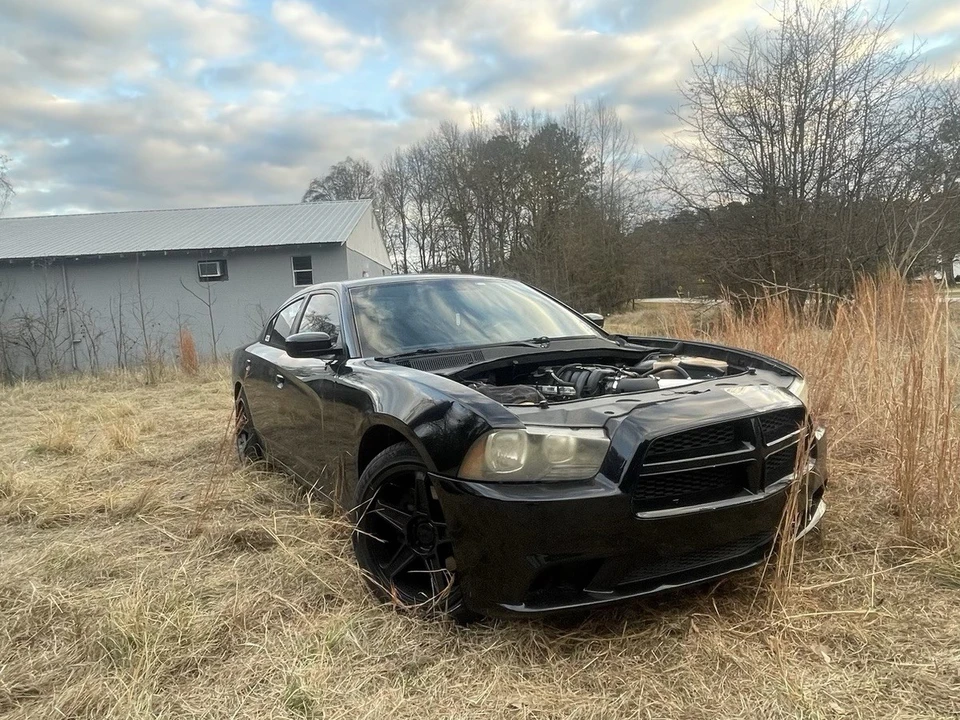 2013 Dodge Charger 7th Gen - Image 4 of 9