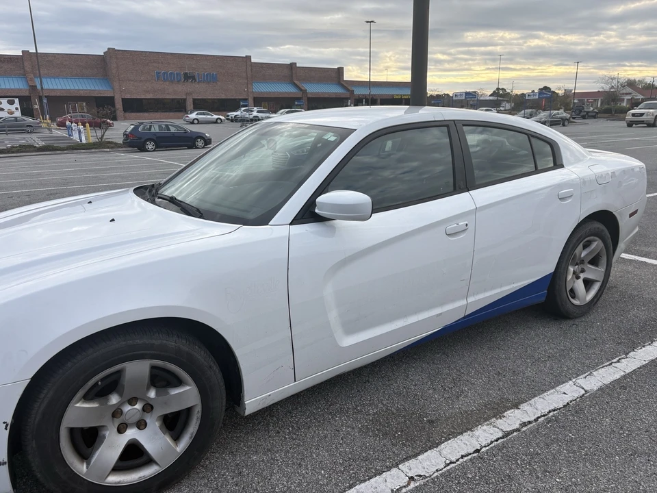 2013 Dodge Charger 7th Gen - Image 2 of 5