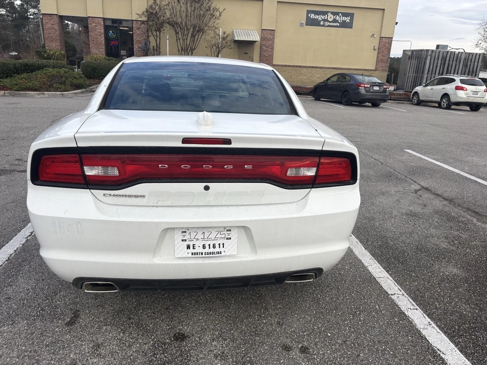 2013 Dodge Charger 7th Gen - Image 3 of 5