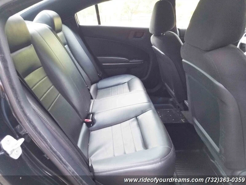 2013 Dodge Charger 7th Gen - Image 17 of 21