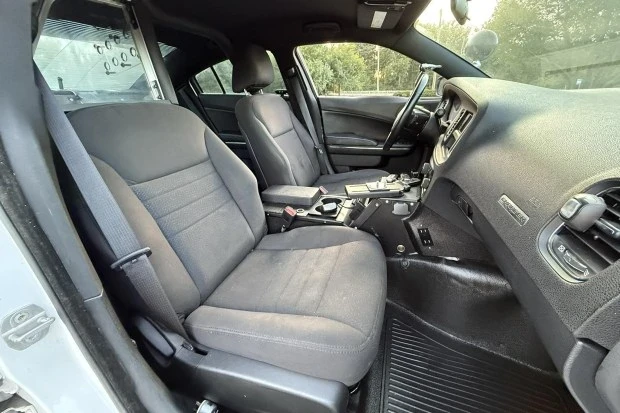 2013 Dodge Charger 6th Gen - Image 4 of 8