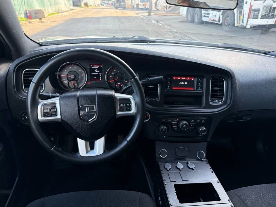 2013 Dodge Charger 7th Gen - Image 12 of 16