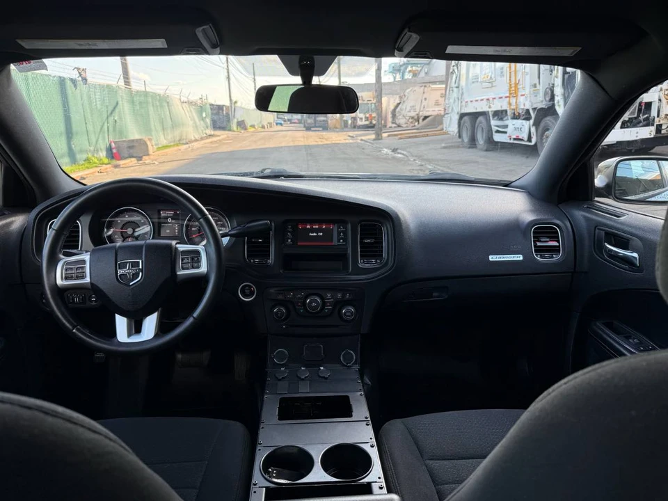 2013 Dodge Charger 7th Gen - Image 11 of 16