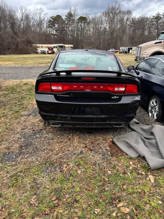 2013 Dodge Charger 7th Gen - Image 7 of 10