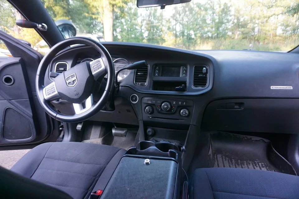 2013 Dodge Charger 7th Gen - Image 5 of 12