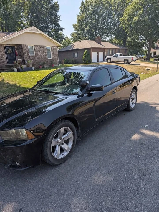 2013 Dodge Charger 7th Gen - Image 4 of 7