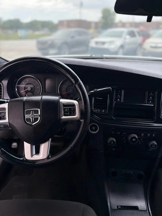 2013 Dodge Charger 7th Gen - Image 7 of 9