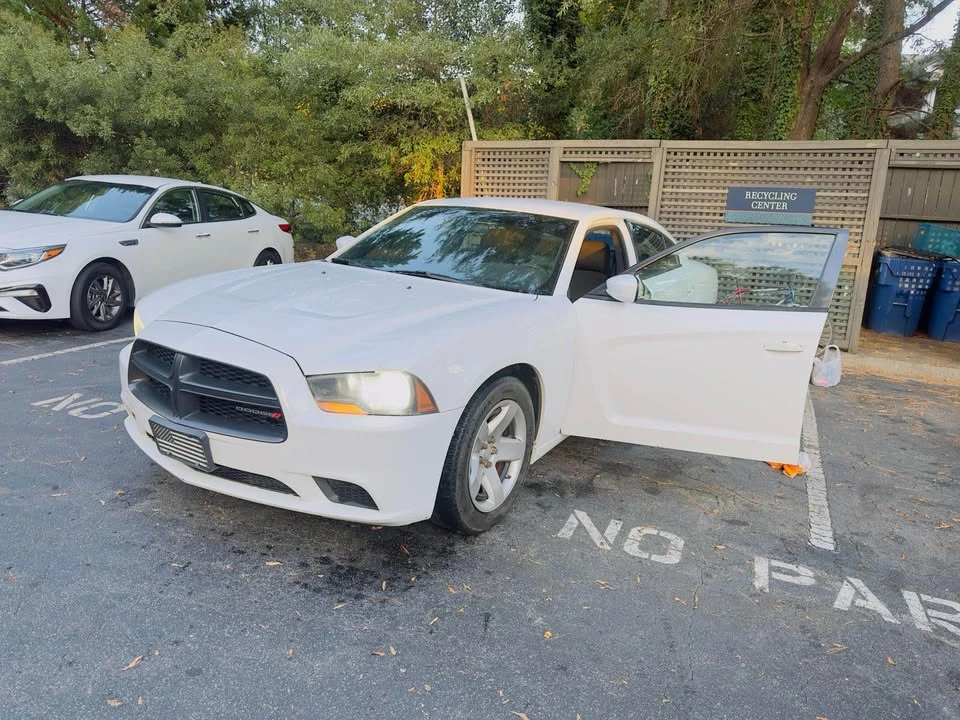 2013 Dodge Charger 7th Gen - Image 3 of 9