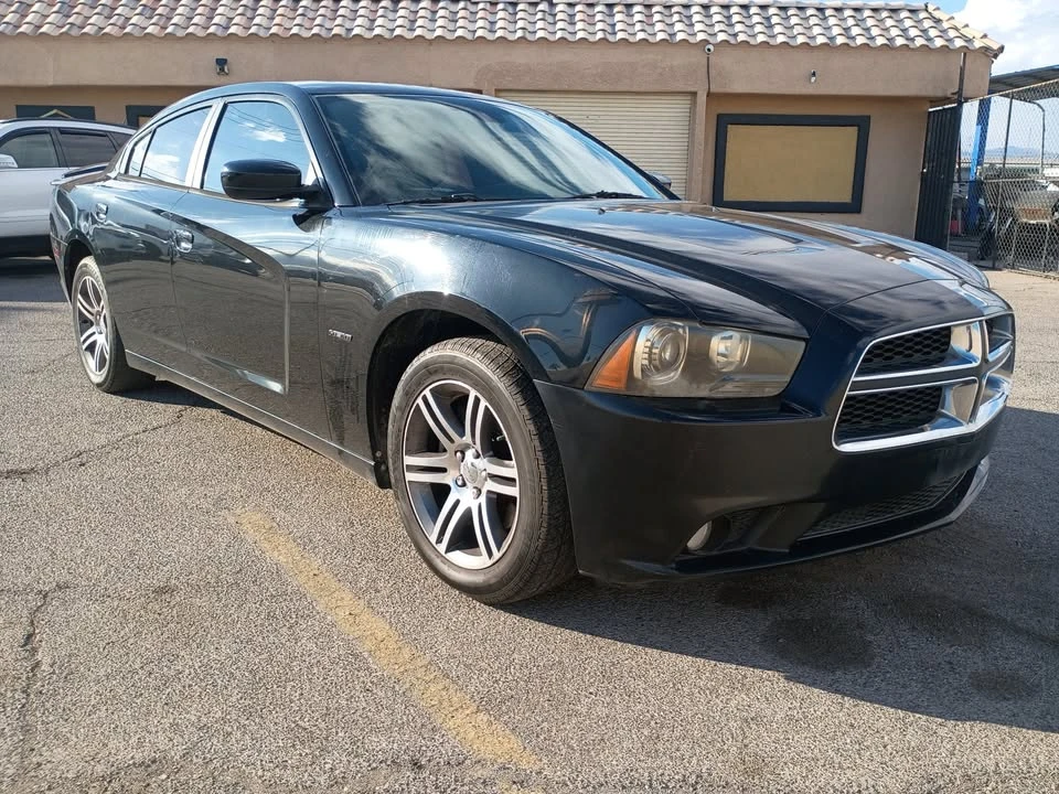 2013 Dodge Charger 7th Gen - Image 14 of 15