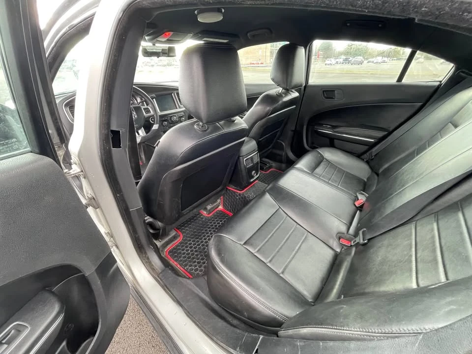 2013 Dodge Charger 7th Gen - Image 8 of 10