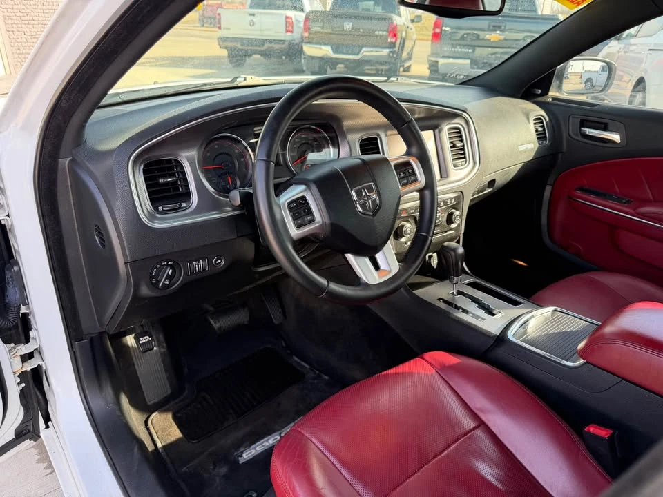 2013 Dodge Charger 7th Gen - Image 11 of 20