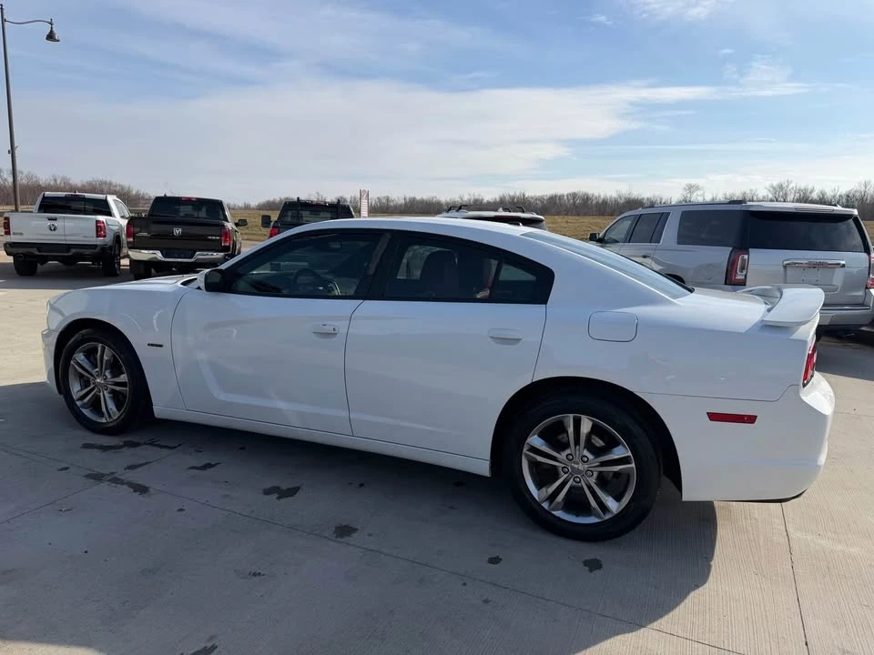 2013 Dodge Charger 7th Gen - Image 10 of 20