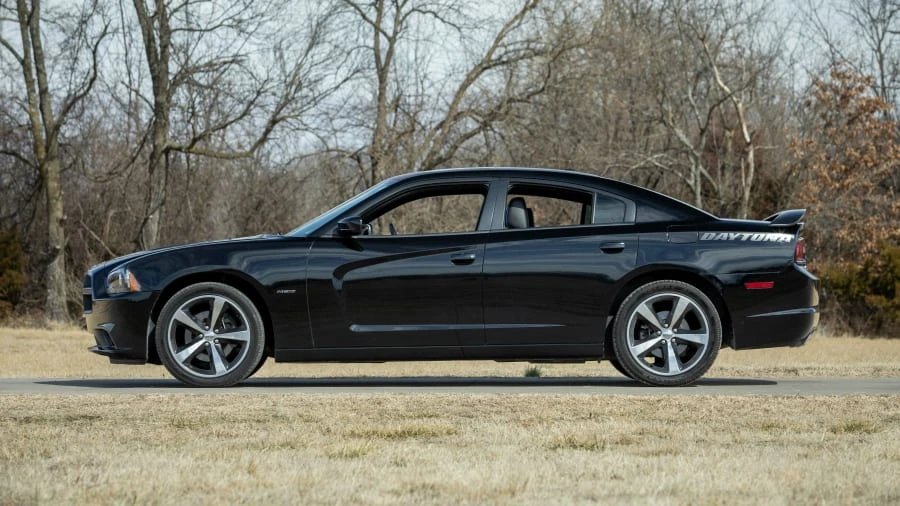 2013 Dodge Charger 7th Gen - Image 2 of 14