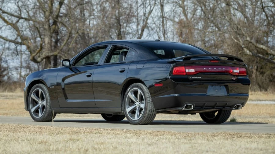2013 Dodge Charger 7th Gen - Image 3 of 14