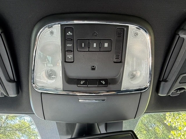 2013 Dodge Charger 7th Gen - Image 29 of 31