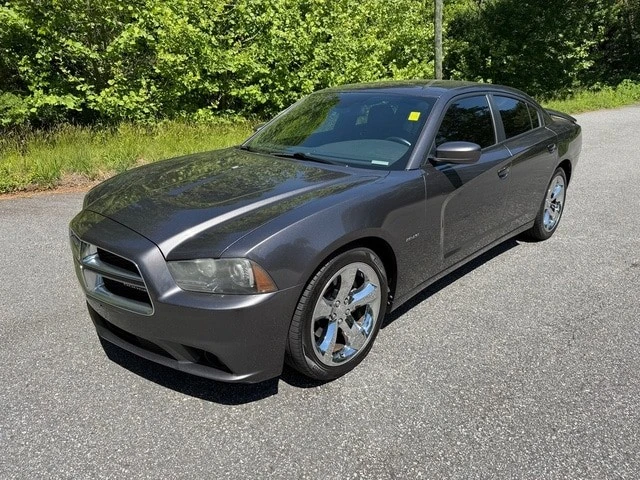 2013 Dodge Charger 7th Gen - Image 2 of 31