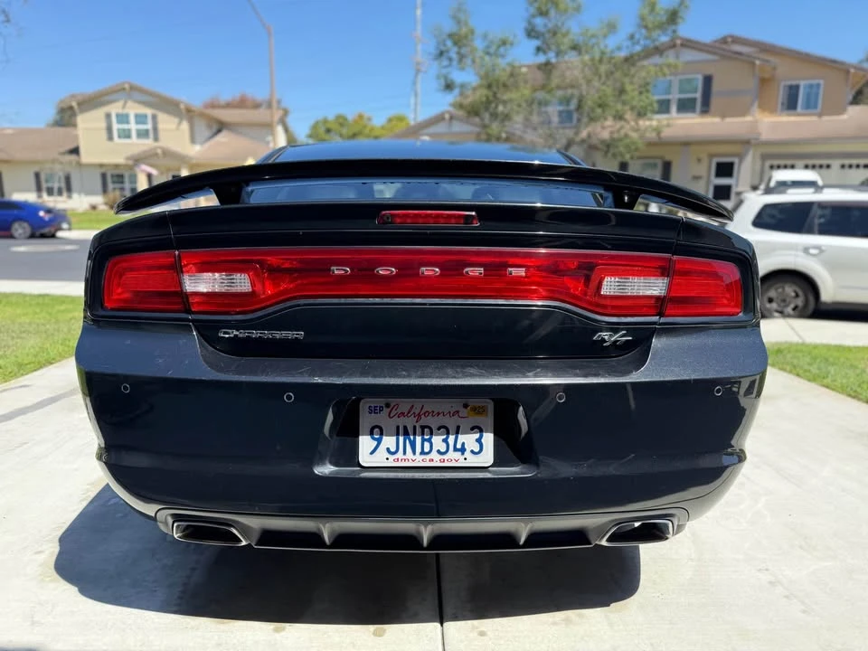 2013 Dodge Charger 7th Gen - Image 3 of 4