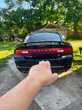 2013 Dodge Charger R/T Max Sedan 4D