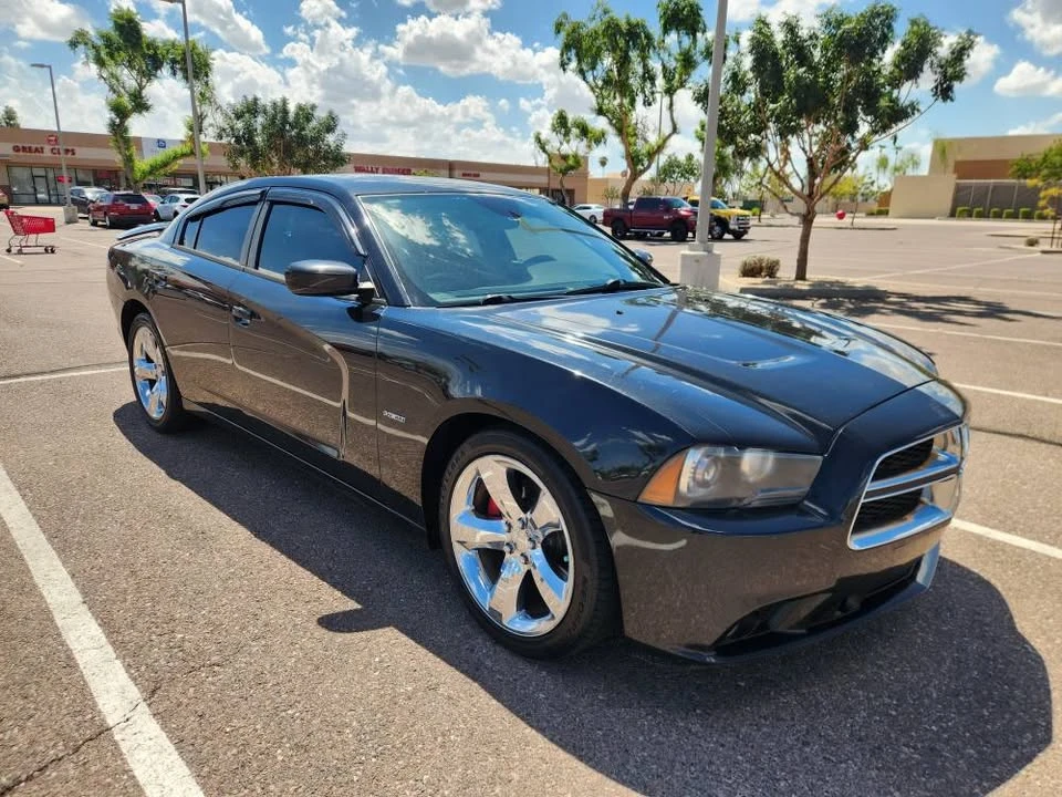 2013 Dodge Charger 7th Gen - Image 2 of 16