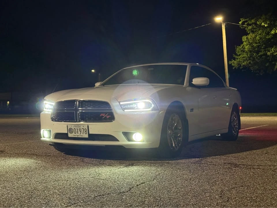 2013 Dodge Charger 7th Gen - Image 2 of 11
