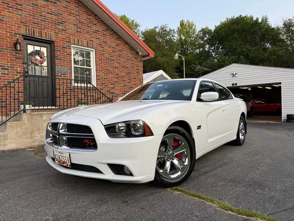 2013 Dodge Charger 7th Gen - Image 5 of 11