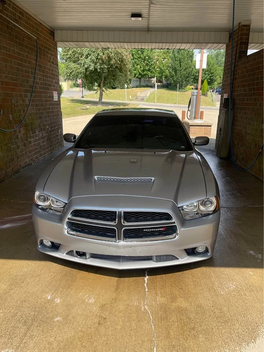 2013 Dodge Charger 7th Gen - Image 4 of 11