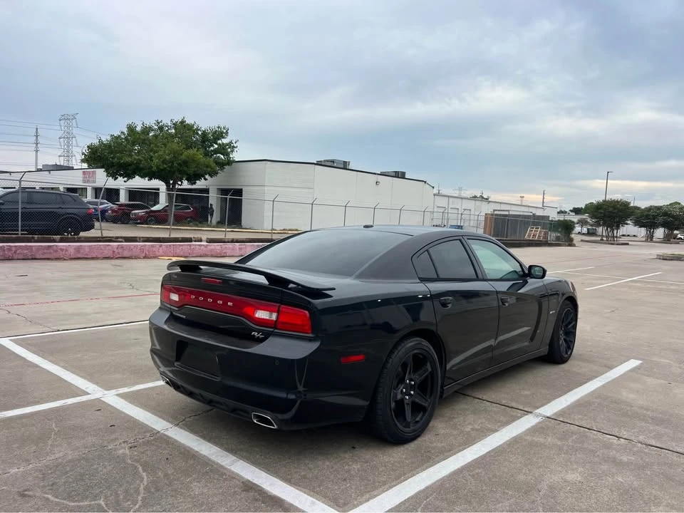 2013 Dodge Charger 7th Gen - Image 3 of 7