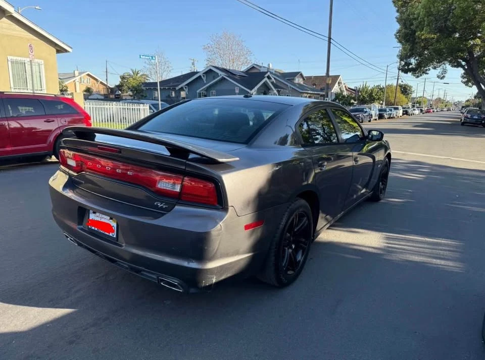 2013 Dodge Charger 7th Gen - Image 4 of 12