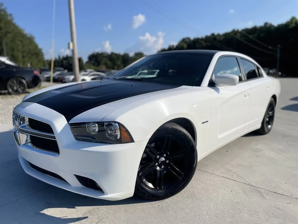2013 Dodge Charger 7th Gen - Image 3 of 19