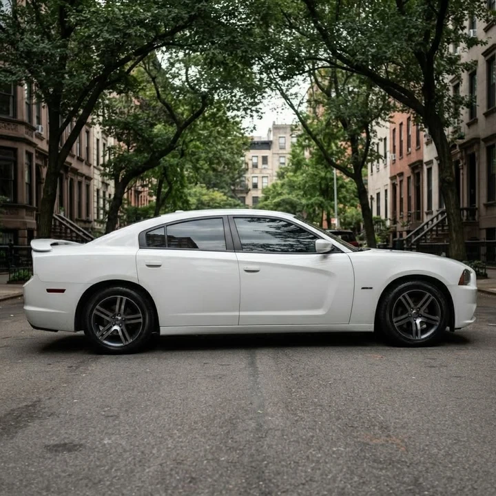 2013 Dodge Charger 7th Gen - Image 7 of 18