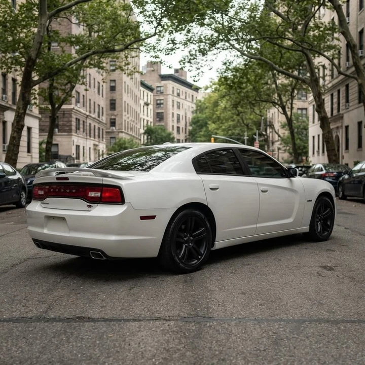 2013 Dodge Charger 7th Gen - Image 6 of 18