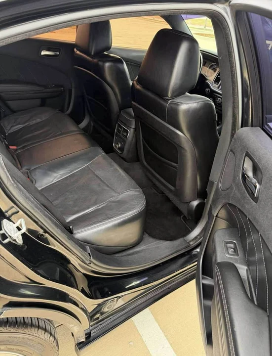 2013 Dodge Charger 7th Gen - Image 6 of 10