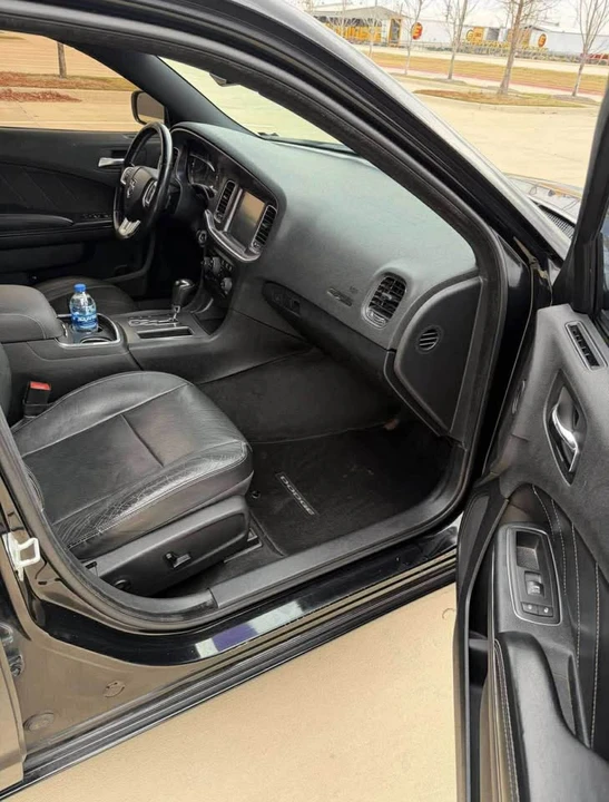 2013 Dodge Charger 7th Gen - Image 4 of 10
