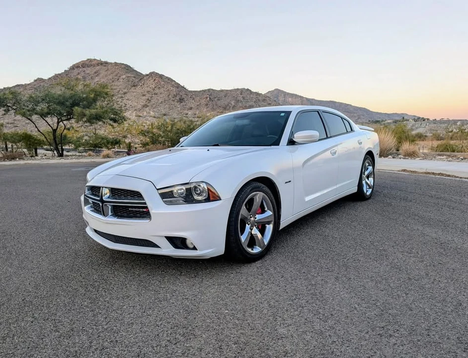 2013 Dodge Charger 7th Gen - Image 6 of 6