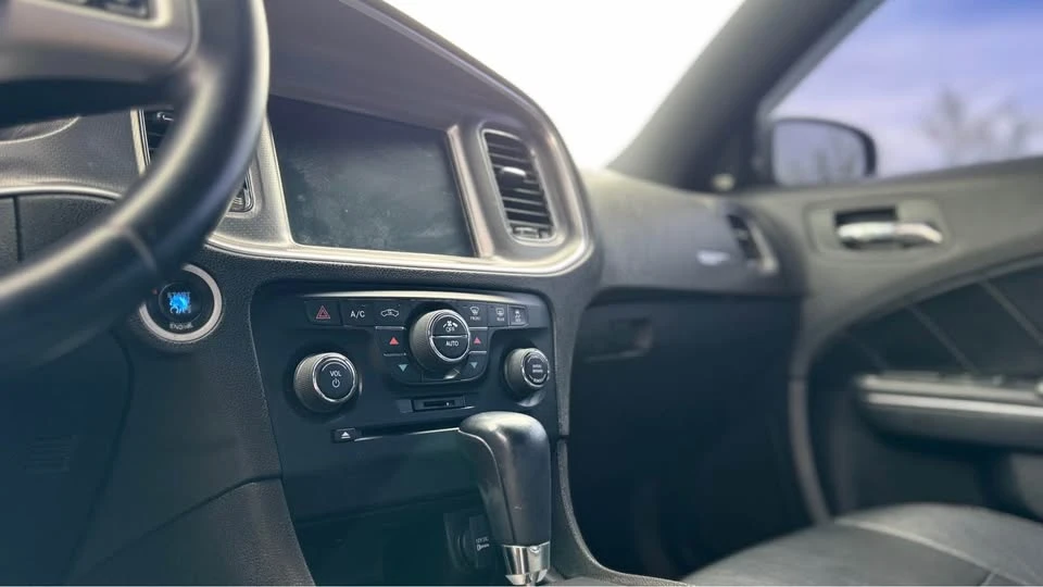 2013 Dodge Charger 7th Gen - Image 12 of 13