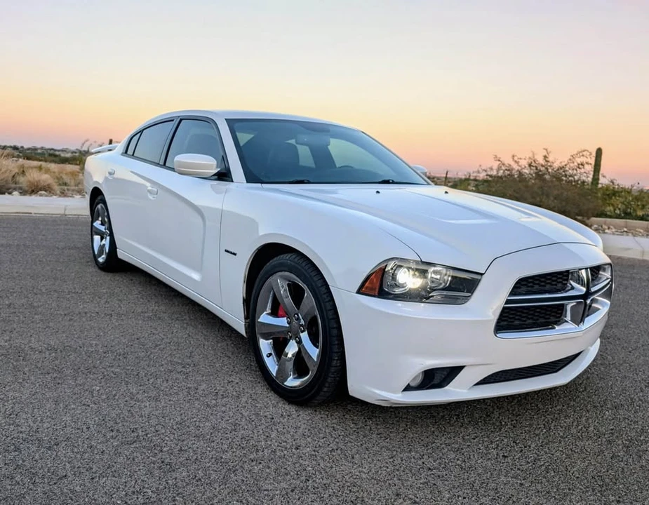 2013 Dodge Charger 7th Gen - Image 5 of 6