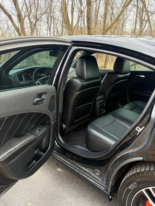 2013 Dodge Charger 7th Gen - Image 10 of 19