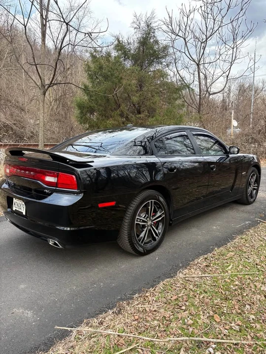 2013 Dodge Charger 7th Gen - Image 5 of 19