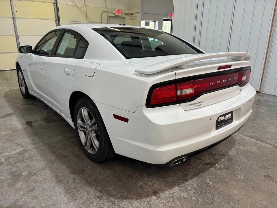 2013 Dodge Charger 7th Gen - Image 4 of 18