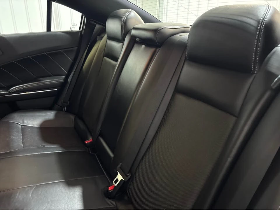 2013 Dodge Charger 7th Gen - Image 15 of 18