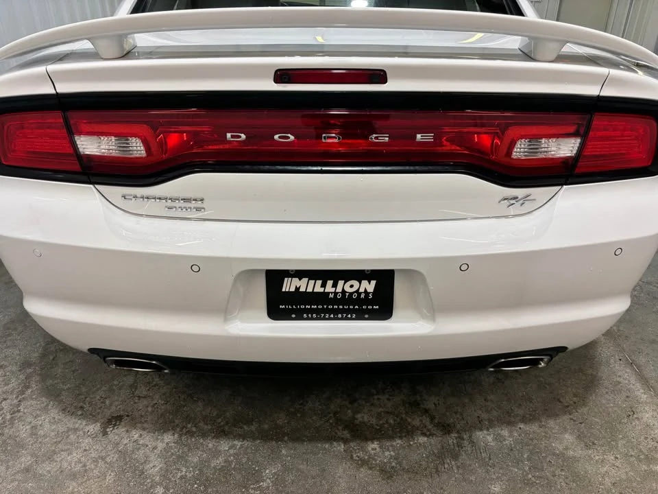 2013 Dodge Charger 7th Gen - Image 3 of 18