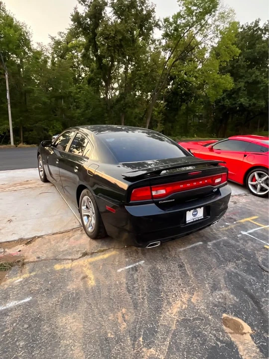 2013 Dodge Charger 7th Gen - Image 3 of 12
