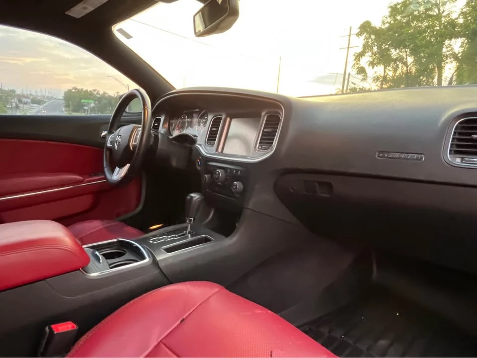 2013 Dodge Charger 7th Gen - Image 8 of 12