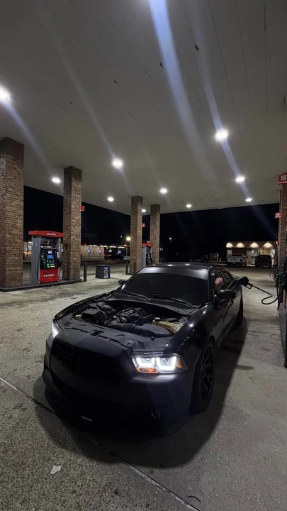 2013 Dodge Charger 7th Gen - Image 2 of 5