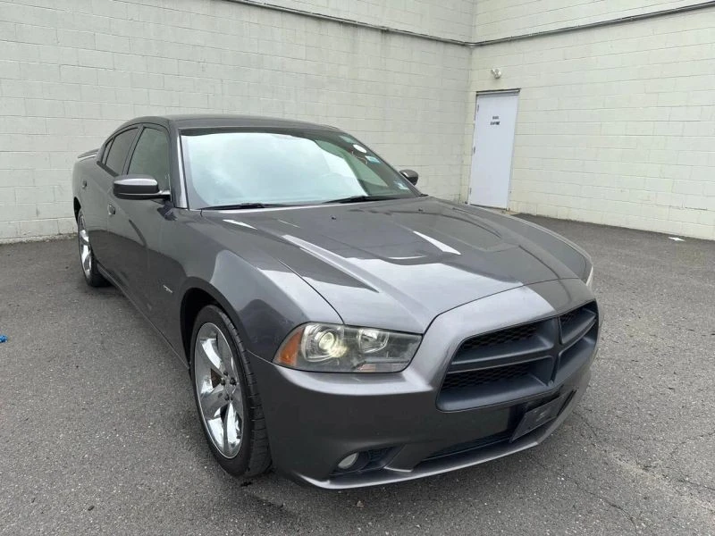 2013 Dodge Charger 7th Gen - Image 4 of 12